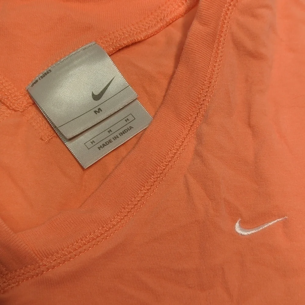 Nike vneck performance tee
